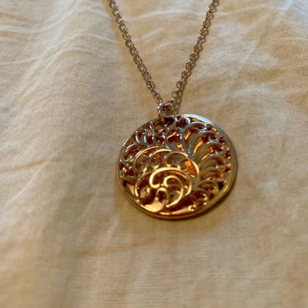 Layering necklace